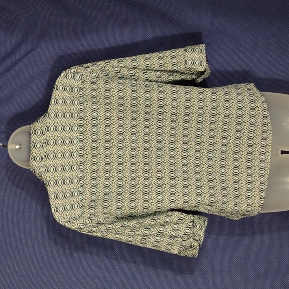 Foxcroft Wrinkle-Free Shaped Print Button-Down Sh… - image 4